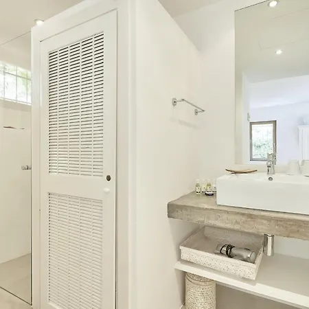Deluxe Ibizan Retreat Stunning Sea Views Juana 6 Bedroom A Short Drive To The * San José